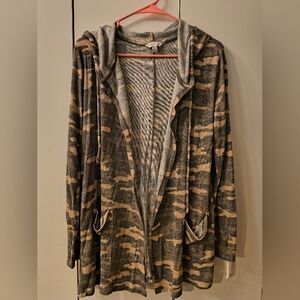 Lucky Brand Camo Open Front Cardigan & Lightweight!